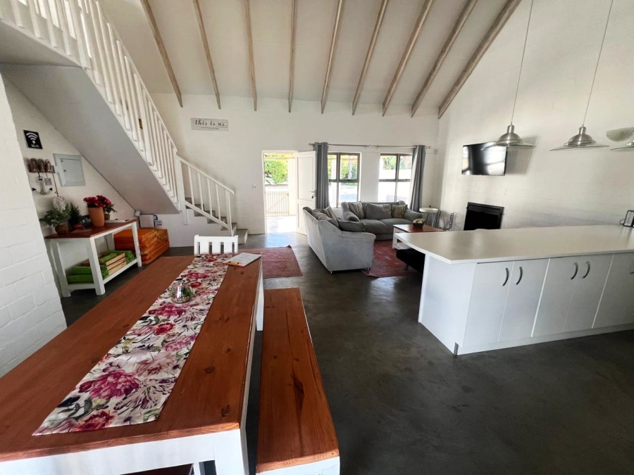 4 Bedroom Property for Sale in Golden Mile Western Cape